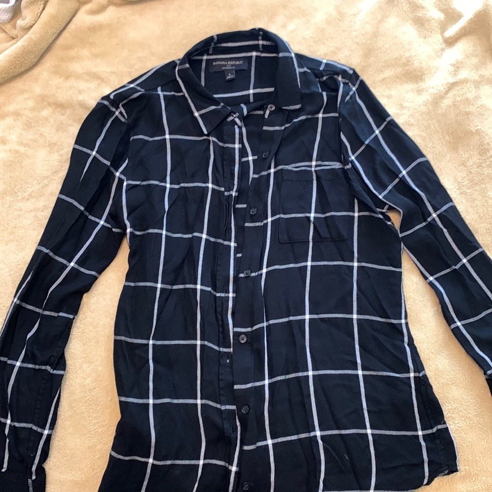 Banana Republic black flannel button down shirt
